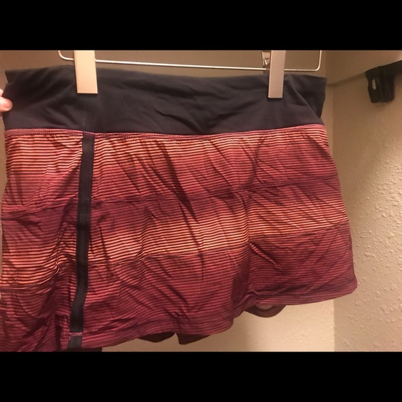 Lululemon striped pace rival skirt - Picture 3 of 5